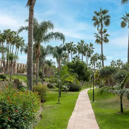 Tetuan 31 Oasis Nerja